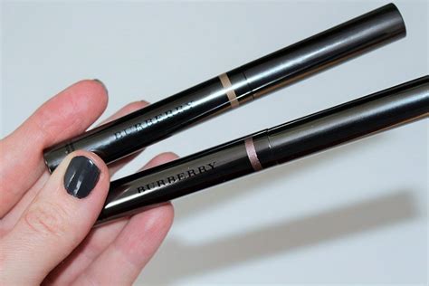 burberry pinsel für smokey eye und sculpted eye-looks no.14|Burberry Eye Colour Contour Smoke & Sculpt Pen .